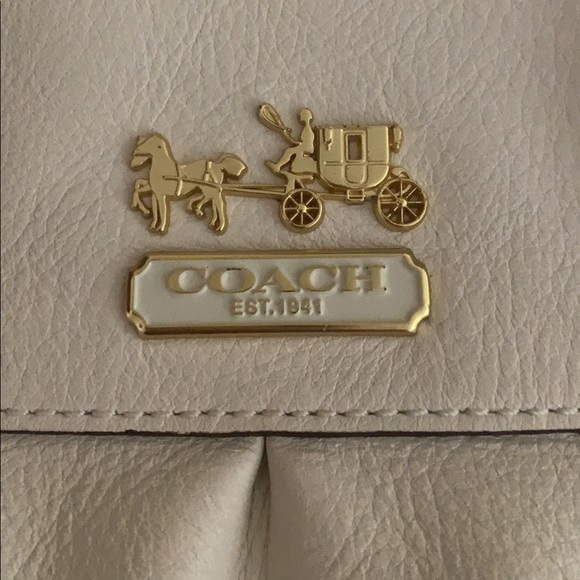 Coach cream color bag (authentic) paid $299 - Picture 11 of 13